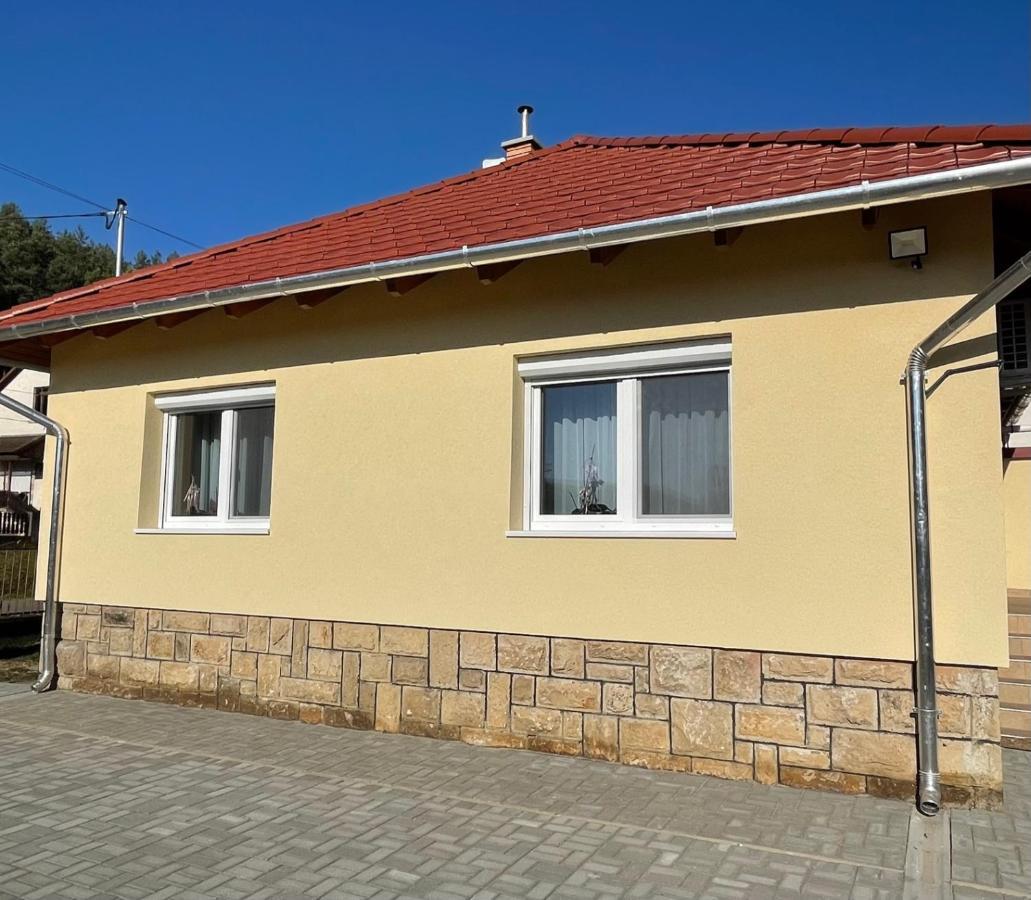 Kristof Vendeghaz Hotel Bükkszék Екстериор снимка
